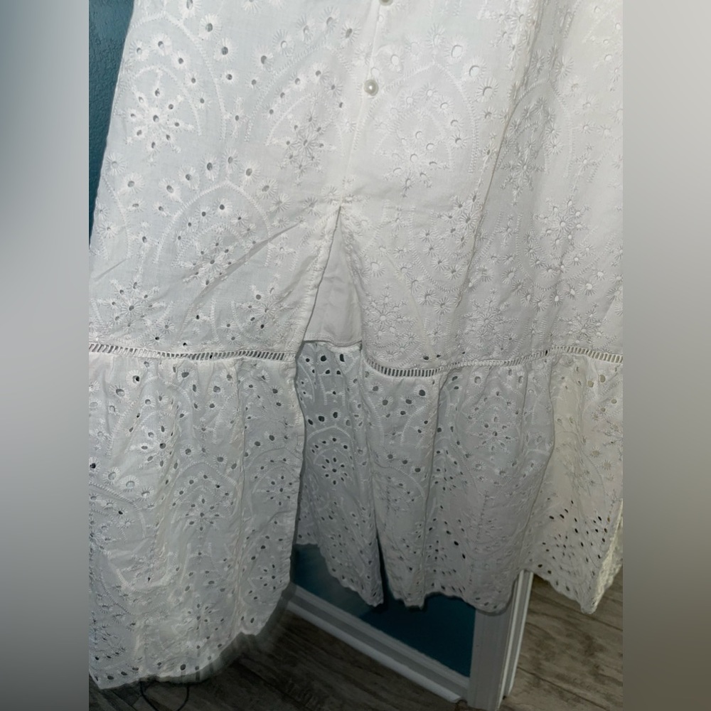 Dress - Picture 4 of 4